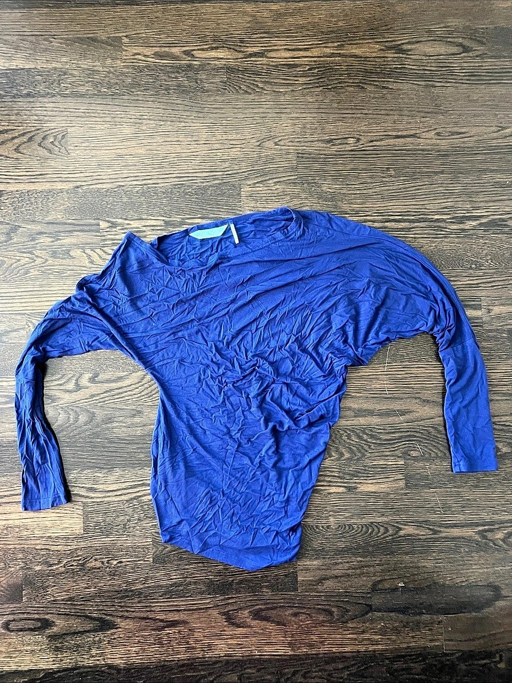 GUESS by Marciano Y2K Vintage Women’s Bright Blue Long Sleeve Top Statement Slee